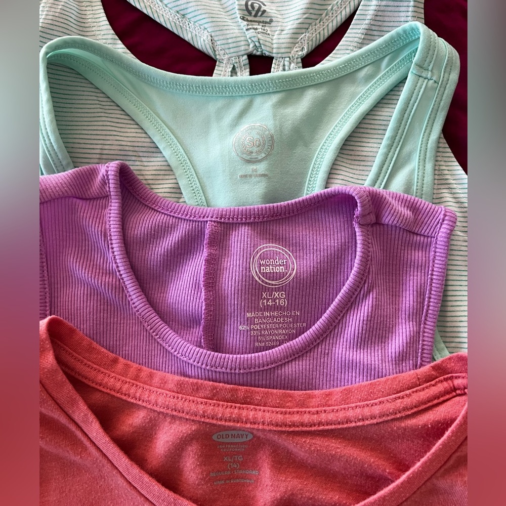 Bundle of 6 tanks, girls sz 14/16